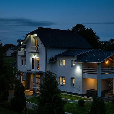 Studio Apartments Kaya Čatrnja Dış mekan fotoğraf