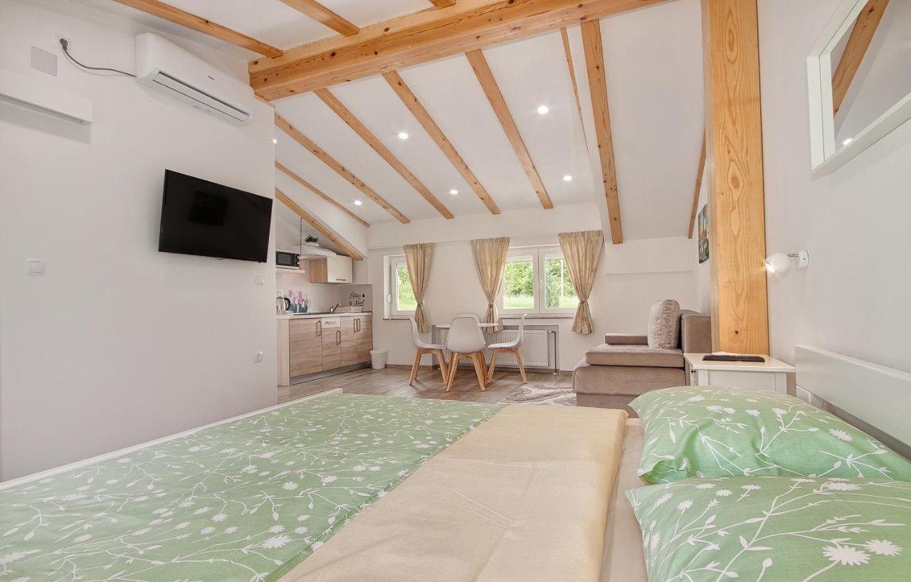 Studio Apartments Kaya Čatrnja Dış mekan fotoğraf